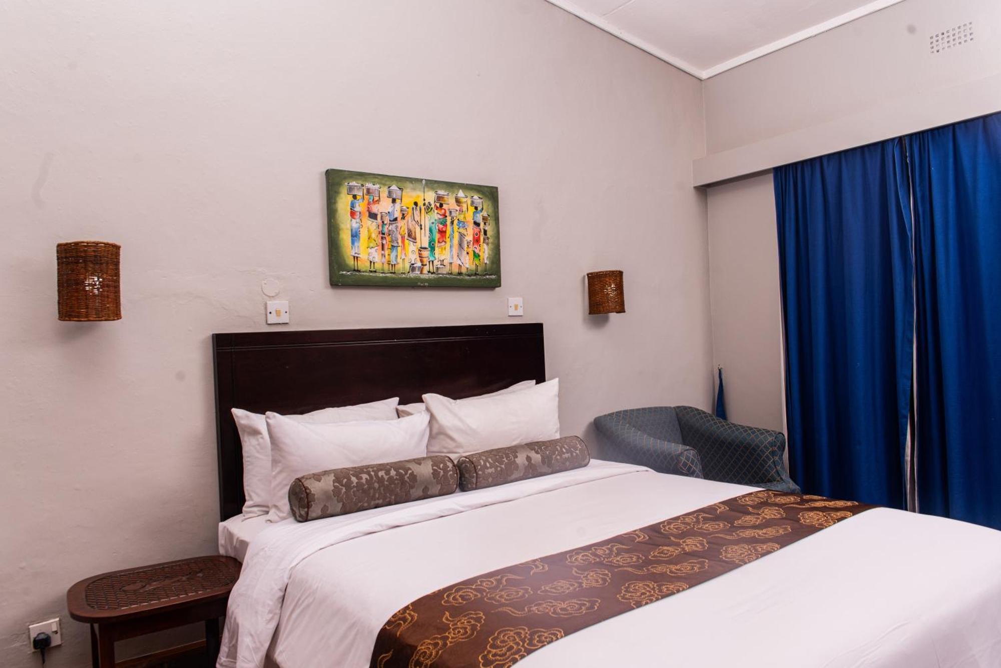 Sunbird Chintheche Hotel Nkhata Bay ภายนอก รูปภาพ